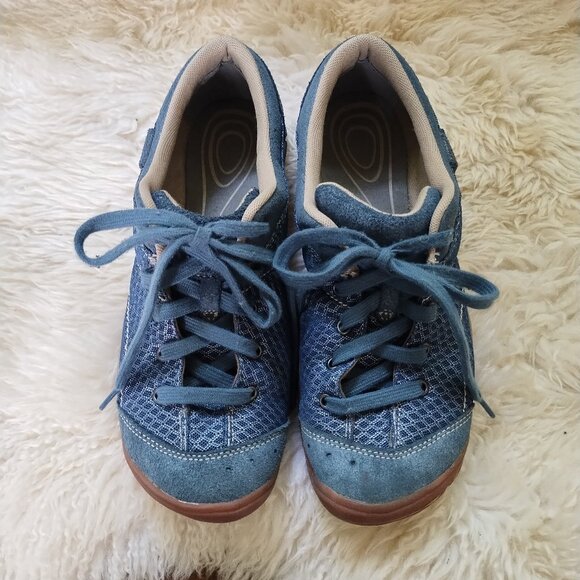 Keen Blue Mercer Lace Hiking Shoe - Picture 1 of 10